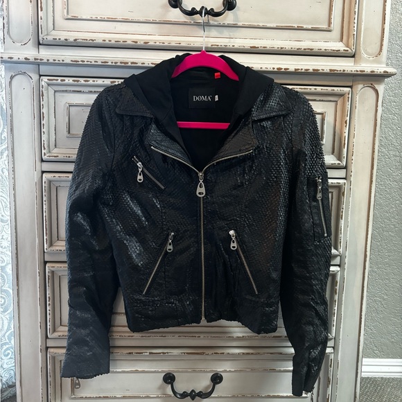 Doma Punched Scaled Textured Leather Jacket, Black - Picture 5 of 15